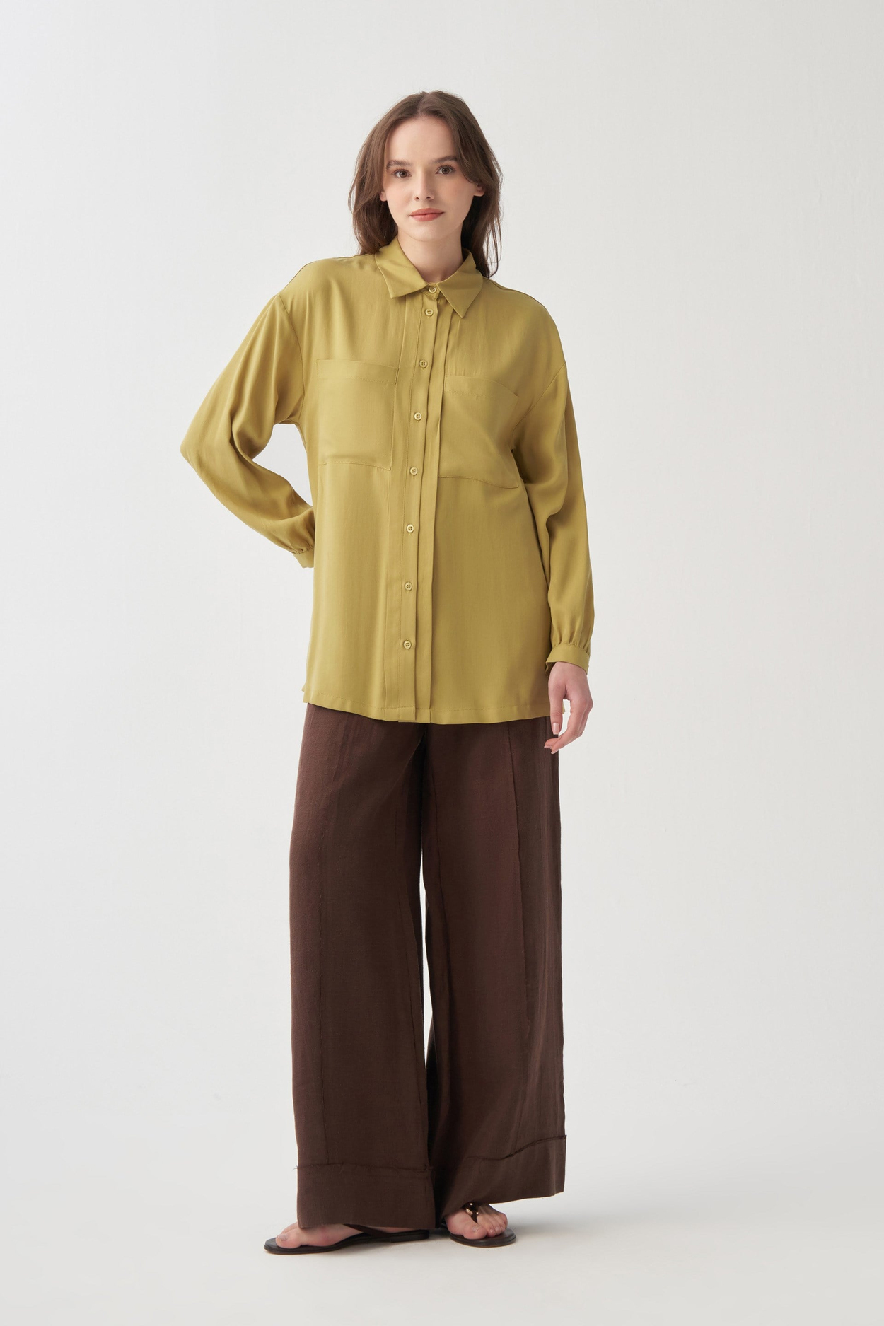 Soft Grün-Tunika mit Patte-Detail und Taschen