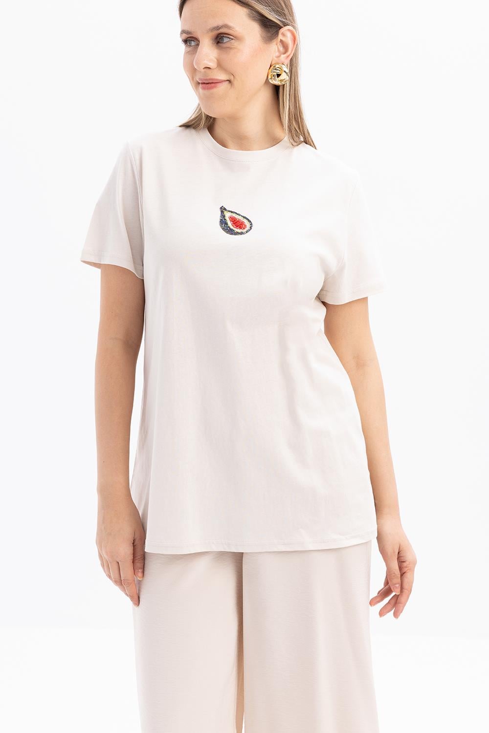 Taş-Kısa Kollu Nakış Detaylı Süprem Tshirt