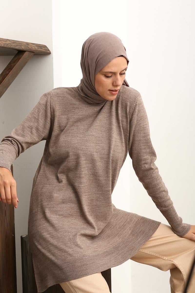 Tunique en tricot à col roulé en vison