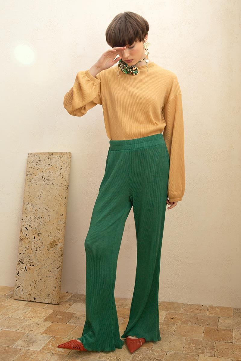 Green-Pleated Wide Leg Elastic Waist Trousers