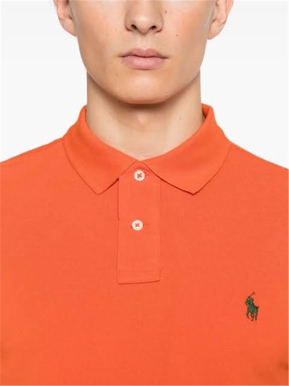 Polo Yaka Tişört · 2