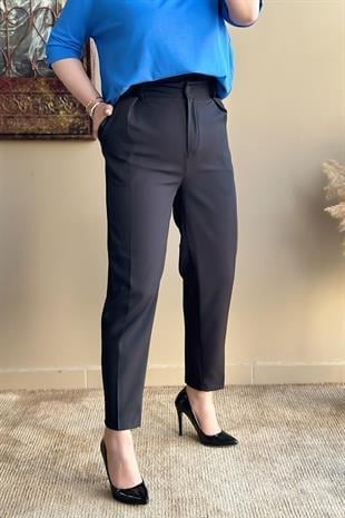 Pile Detaylı Jogger Pantolon SİYAH