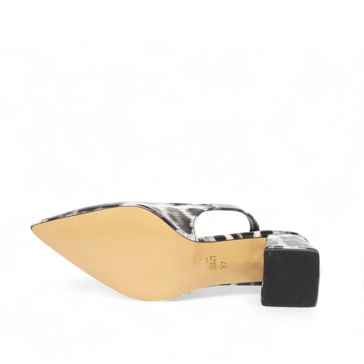 Genel MarkalarGenel Zenne Stiletto 125 Rugan Leopar