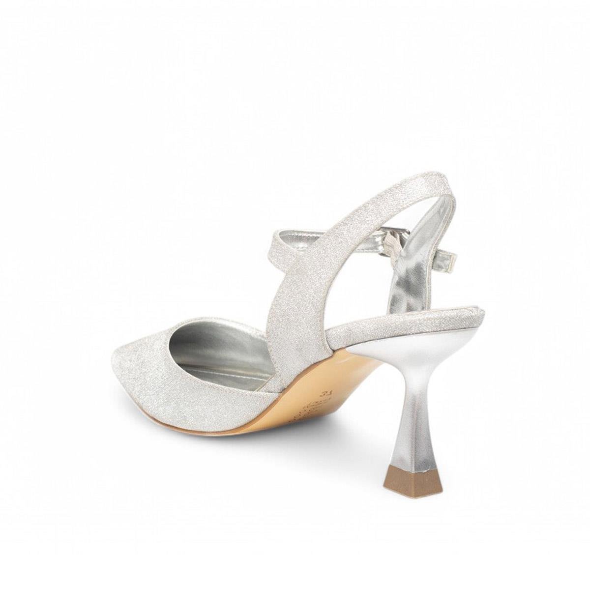 Genel MarkalarGenel Zenne Stiletto 721 Kum Sim Gümüş