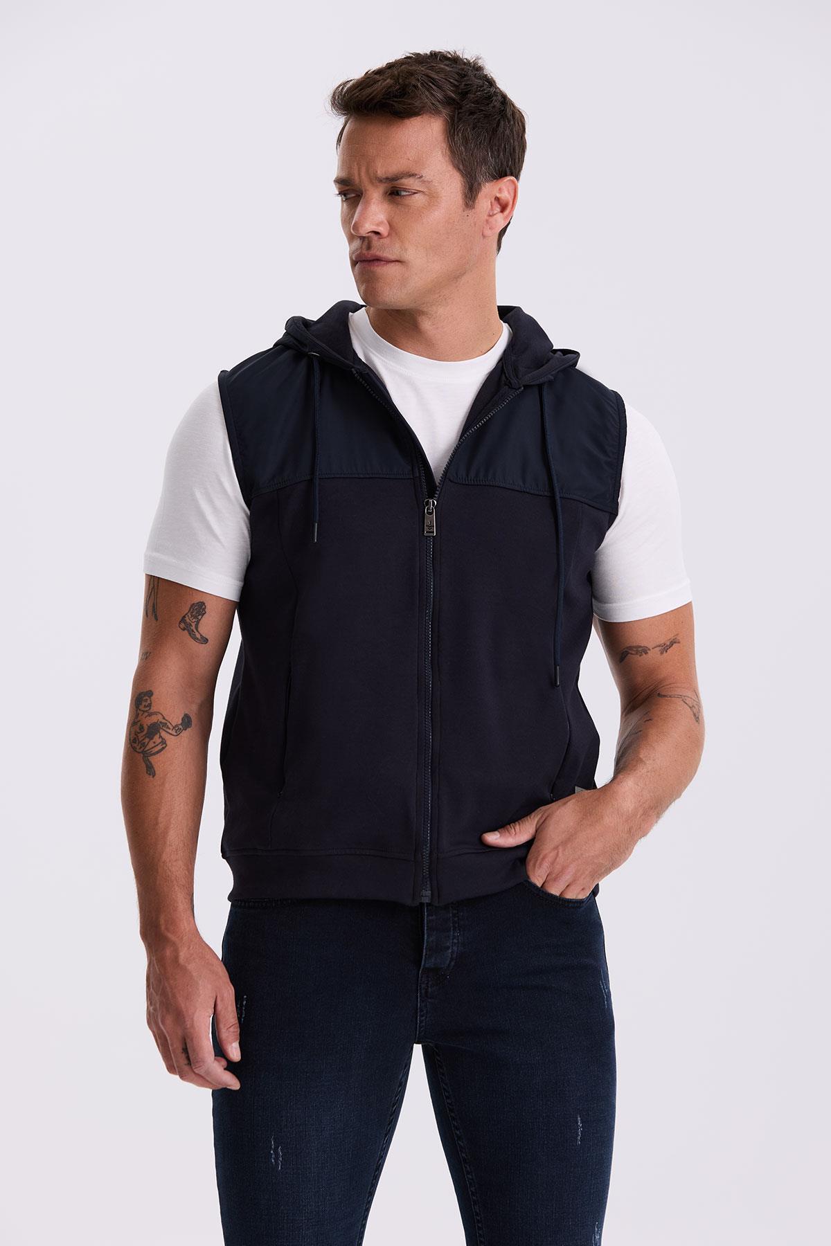 Lacivert Slim Fit Kapüşonlu Pamuklu Likralı Yelek