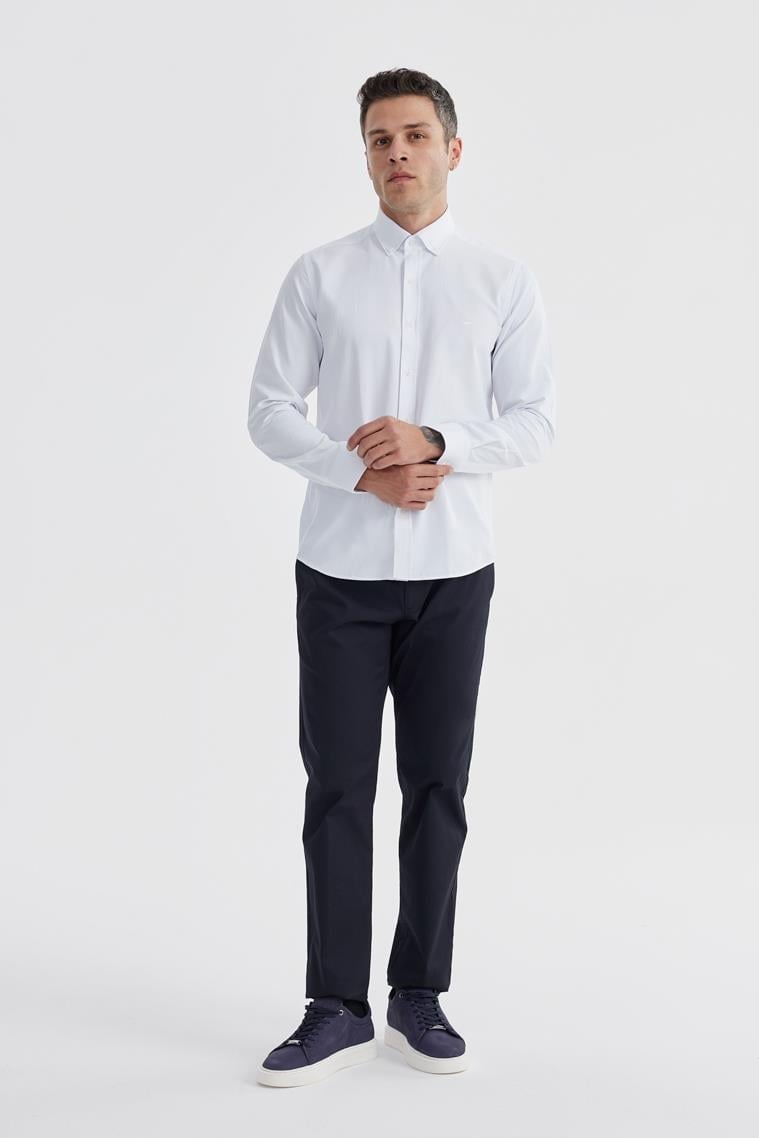 Beyaz Slim Fit Desenli Pamuklu Düğmeli Yaka Gömlek 