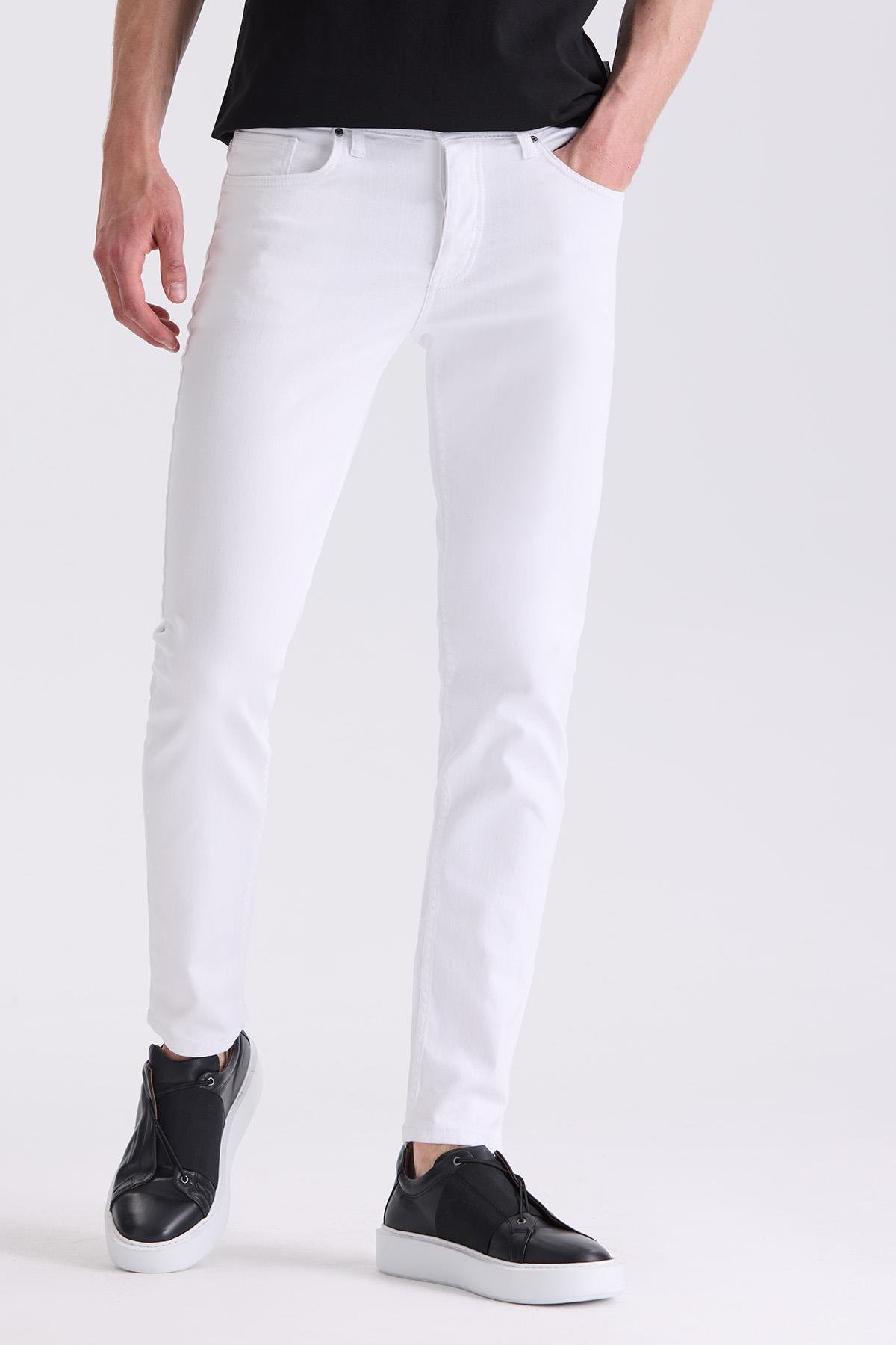 Beyaz Slim fit Pamuklu Düz Yıkamalı Jean Kot Pantolon