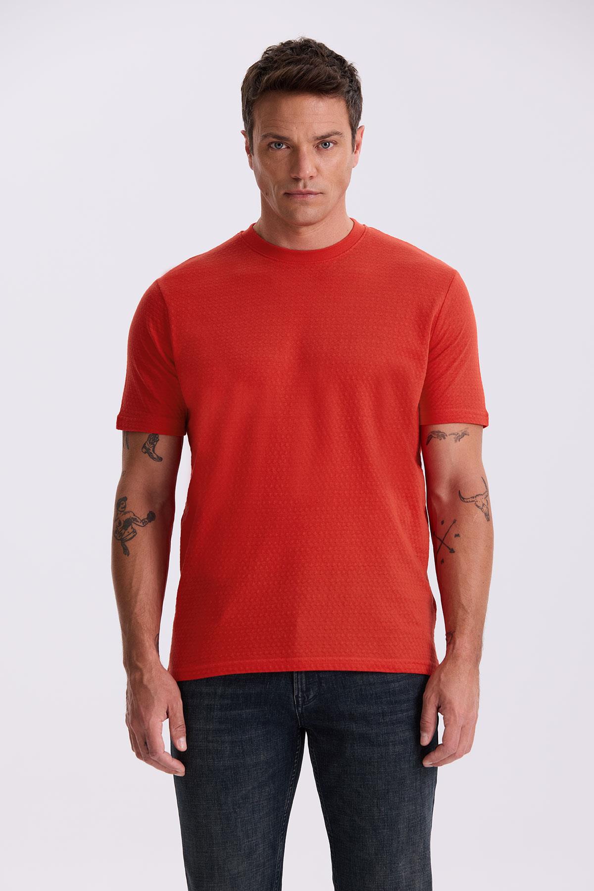 Kırmızı %100 Pamuk Desenli Bisiklet Yaka T-Shirt