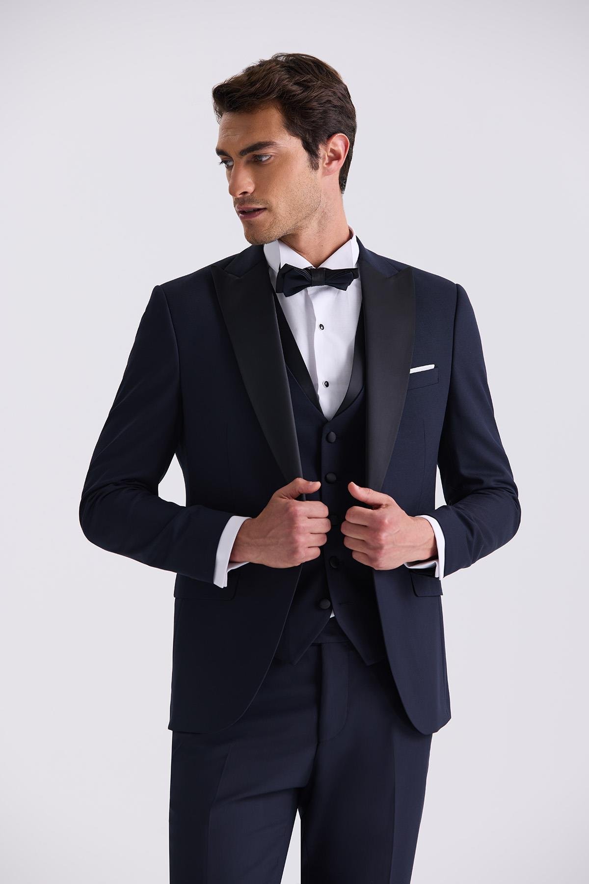 Lacivert Slim Fit Sivri Yaka Yelekli Smokin Takım Elbise
