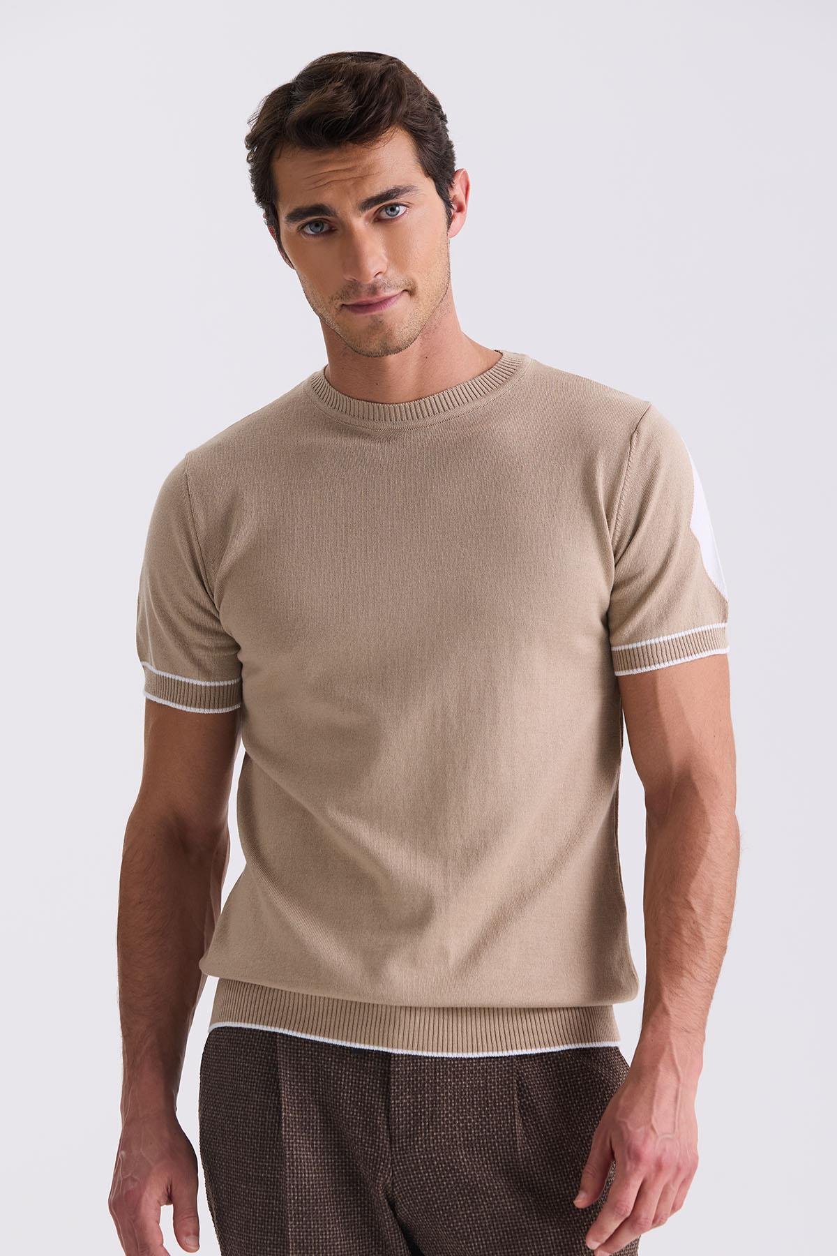 Kahve Slim Fit Triko Bisiklet Yaka T-Shirt