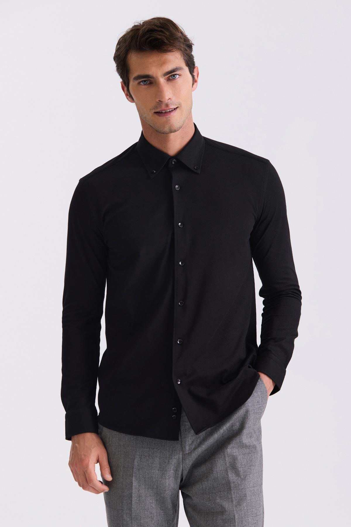 Siyah Comfort Fit Yaka Düğmeli Gömlek