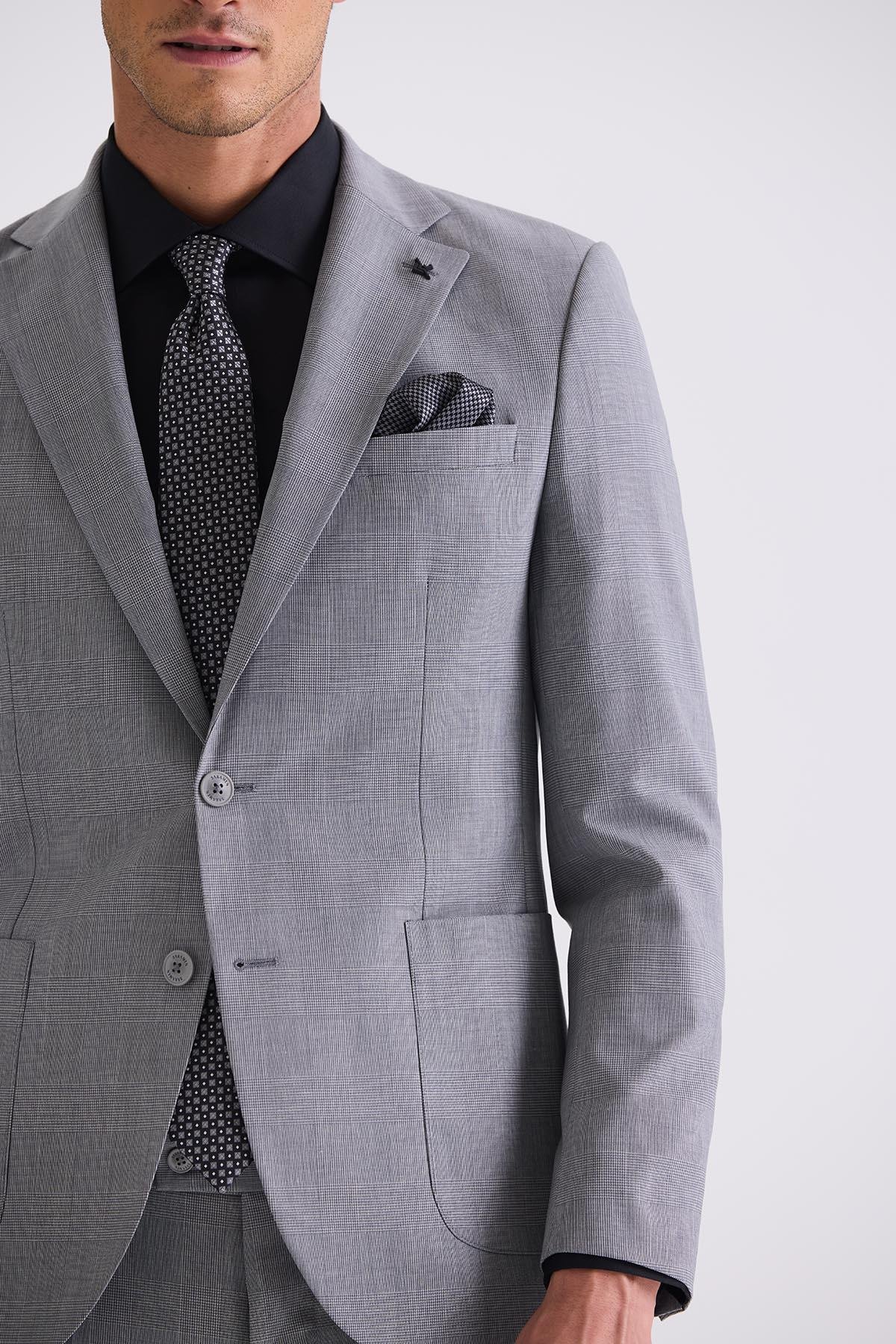 Dar Kalıp - Slim Fit Serili Takım Elbise-Jakamen  Mono Yaka  Serili• Takım ElbiseJakamen