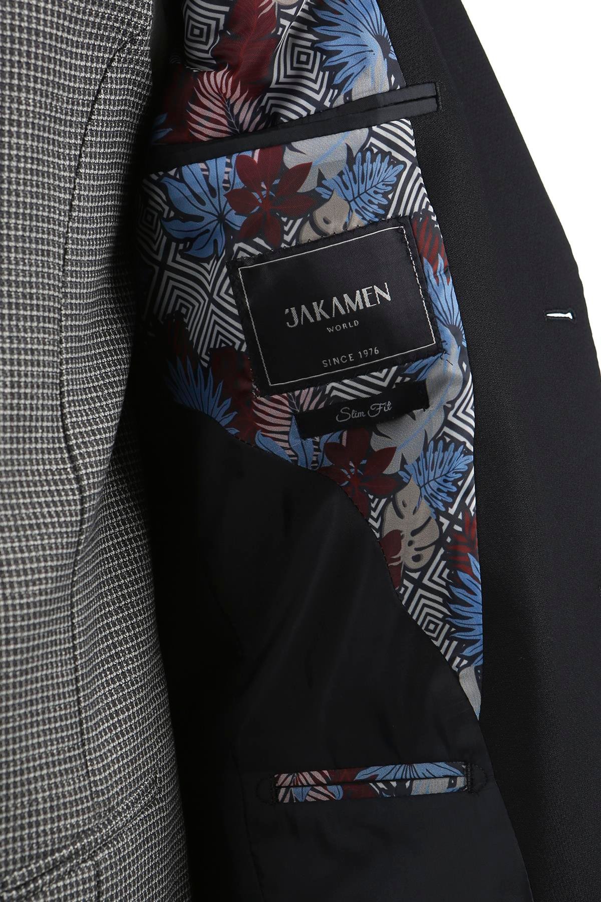 Dar Kalıp - Slim Fit Serili Takım Elbise-Jakamen  Mono Yaka  Serili• Takım ElbiseJakamen
