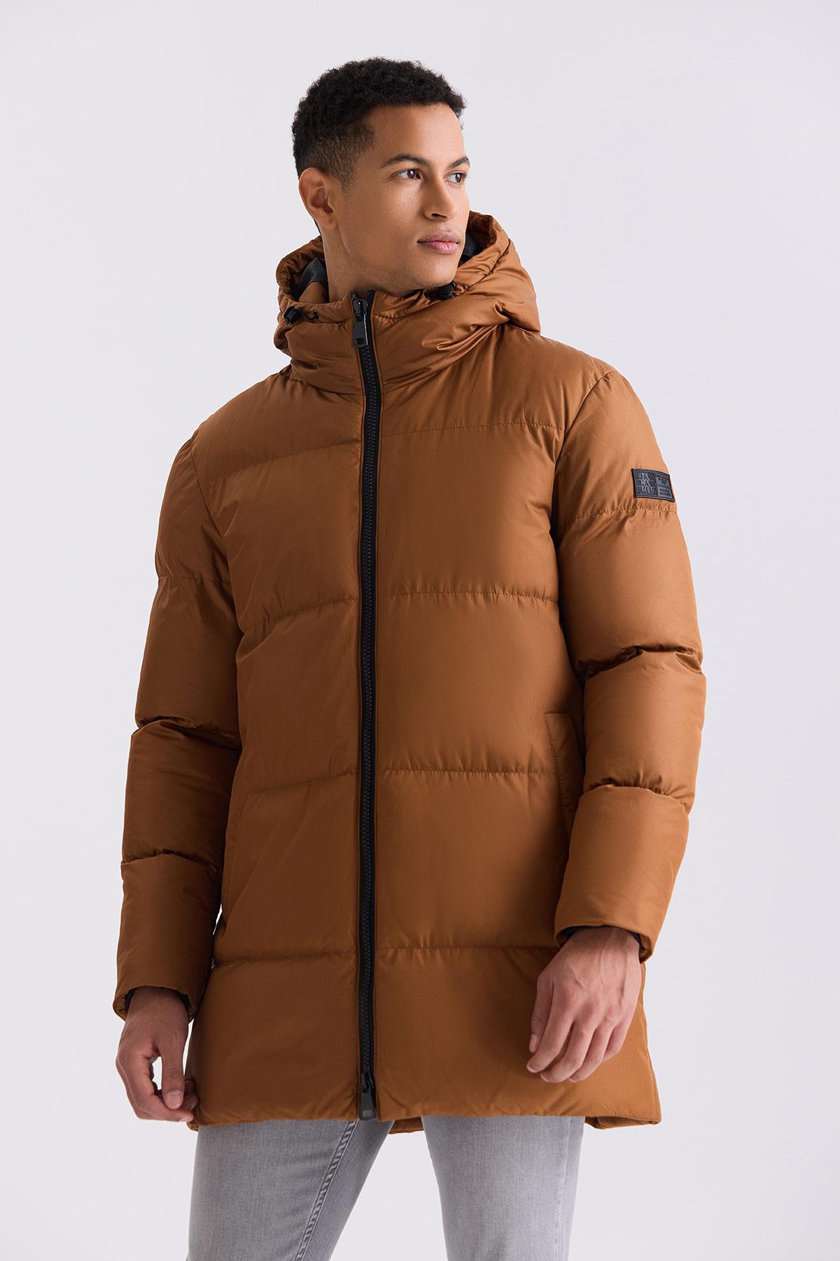 Taba Comfort Fit Kapüşonlu Tam Dolum Kışlık Mont