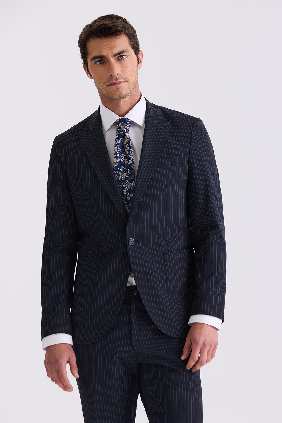 Lacivert Slim Fit Sivri Yaka Strech Çizgili Jogger Takım ElbiseSlim Fit Takım ElbiseJakamen