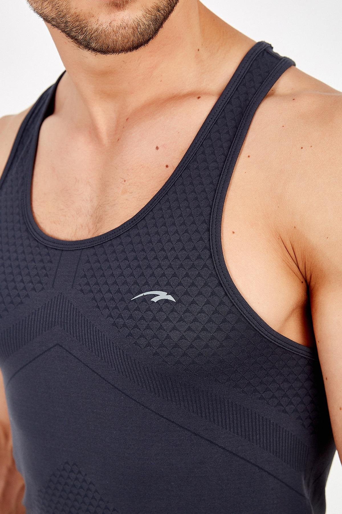 Maraton Active SlimFit Erkek Atlet Yaka  Kolsuz Training Atlet 824002