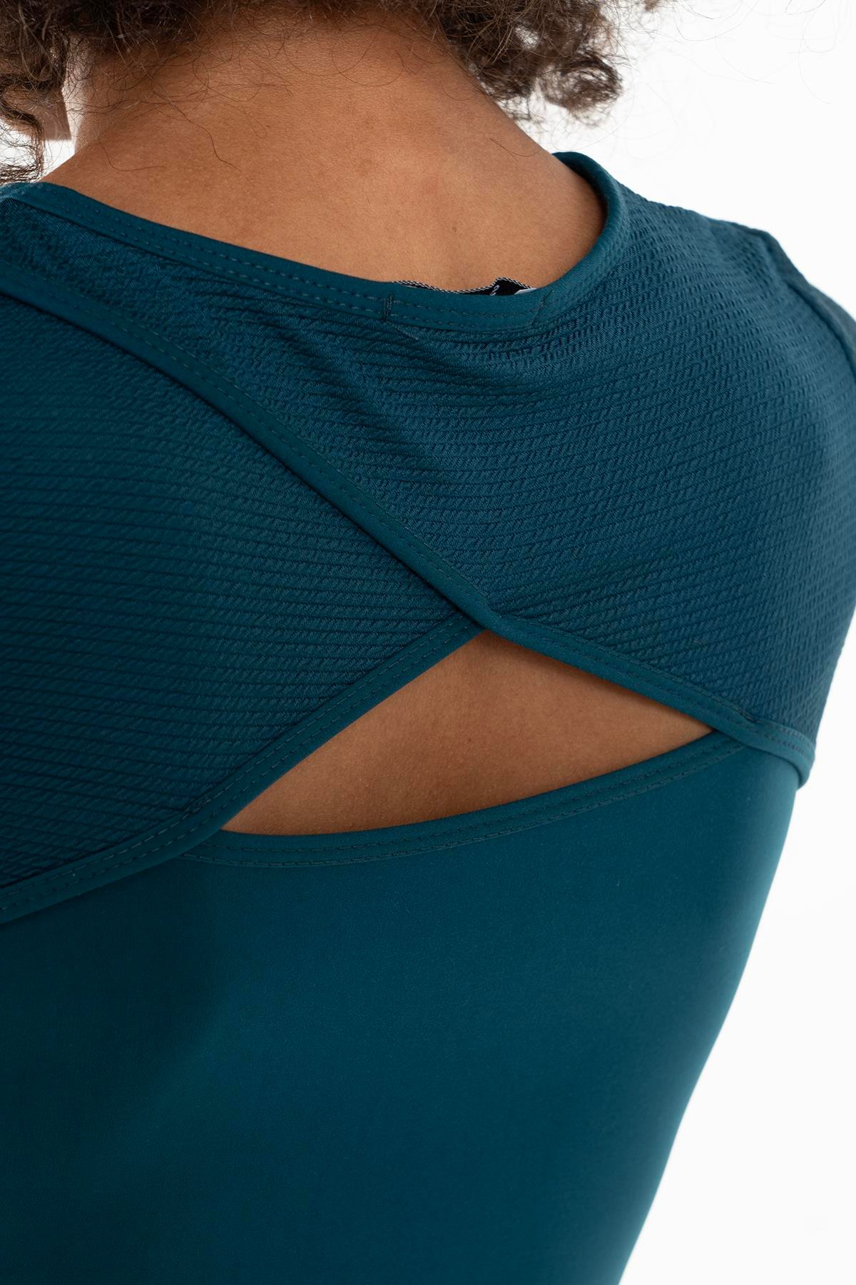 Maraton Active SlimFit Kadın Bisiklet Yaka  Kısa Kol Fitness Crop Top 21973