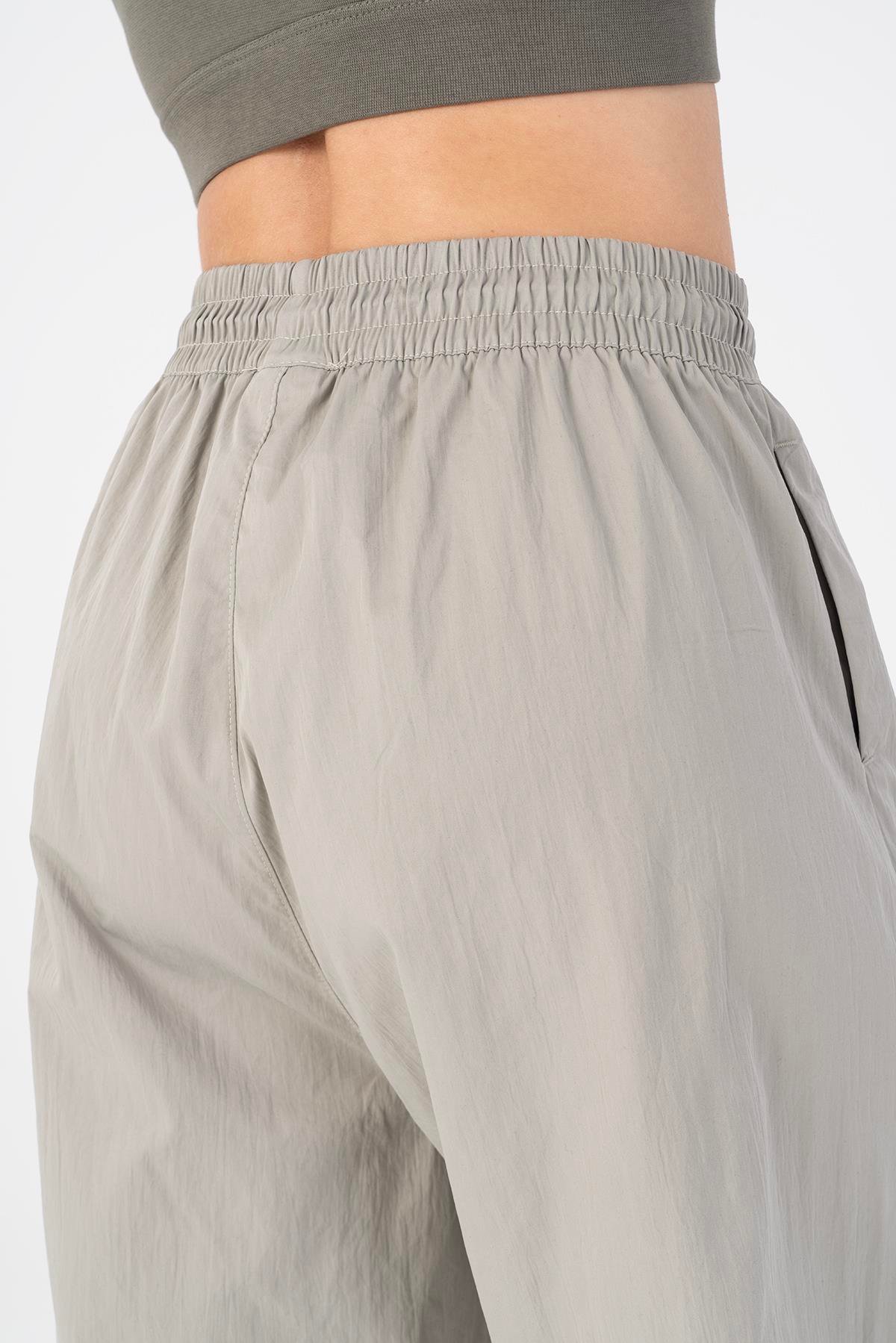 Maraton Sportswear Comfort Kadın  Bol Paça  Basic Gümüş Gri Pantolon 23004