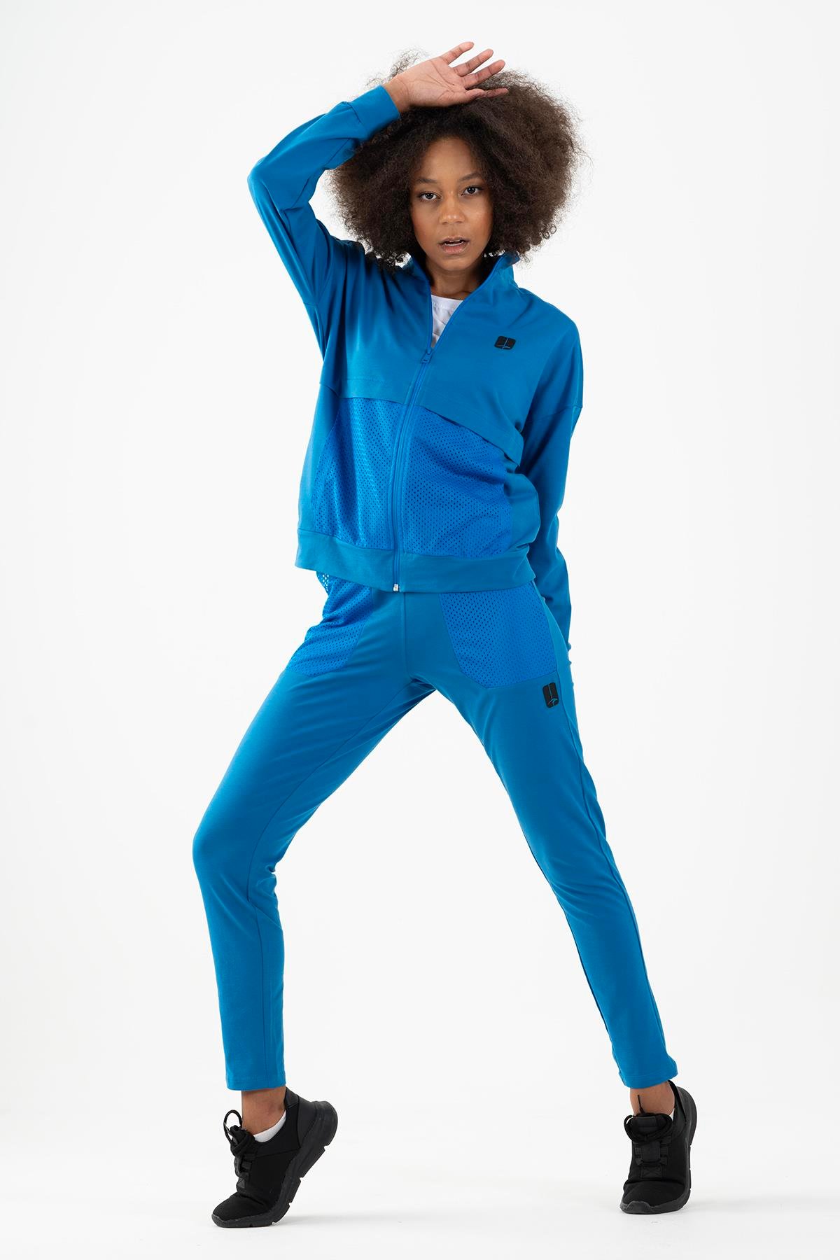 Maraton Sportswear Comfort Kadın Dik Yaka  Düşük Kol Basic Tracktop 22178