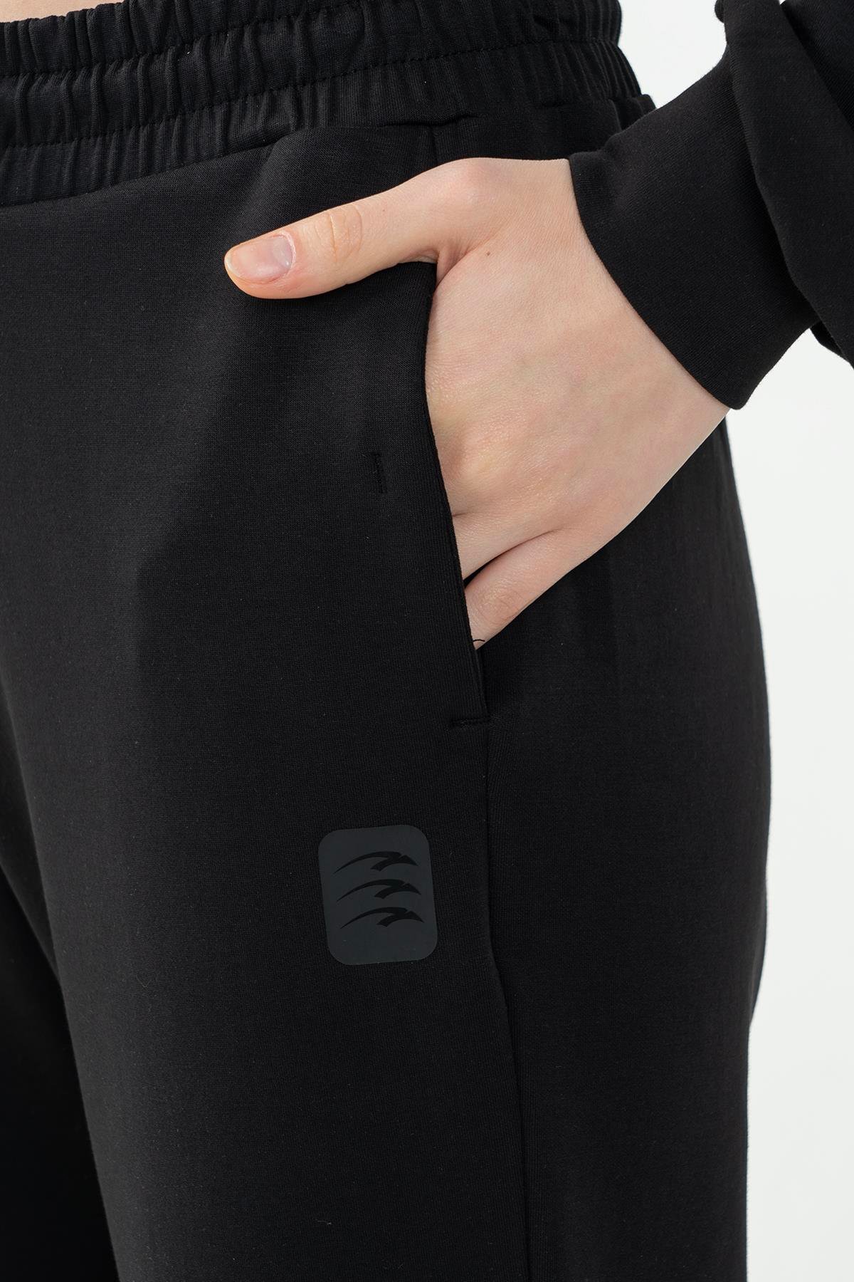 Maraton Sportswear Comfort Kadın  Dönüşlü Paça  Basic Eşofman Altı 22163