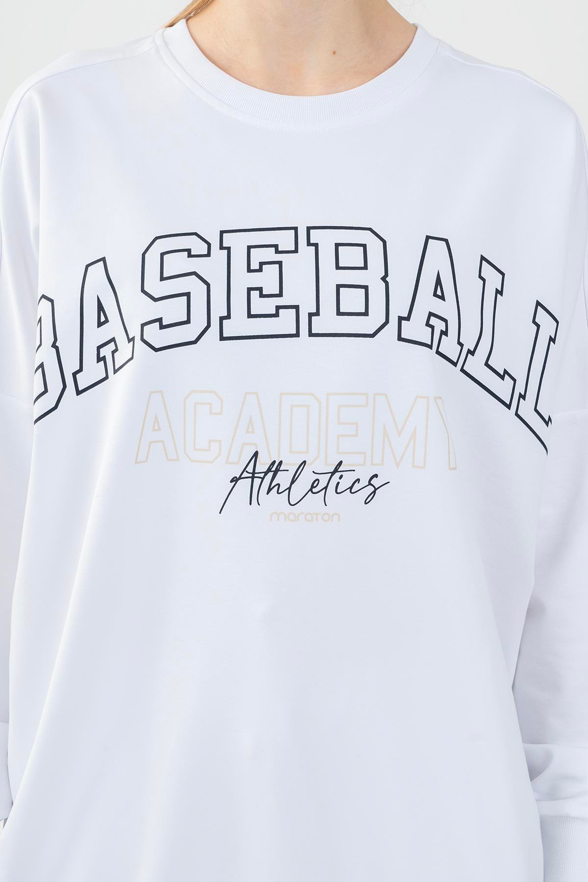 Maraton Sportswear Oversize Kadın Bisiklet Yaka  Uzun Kol Basic Sweatshirt 22185