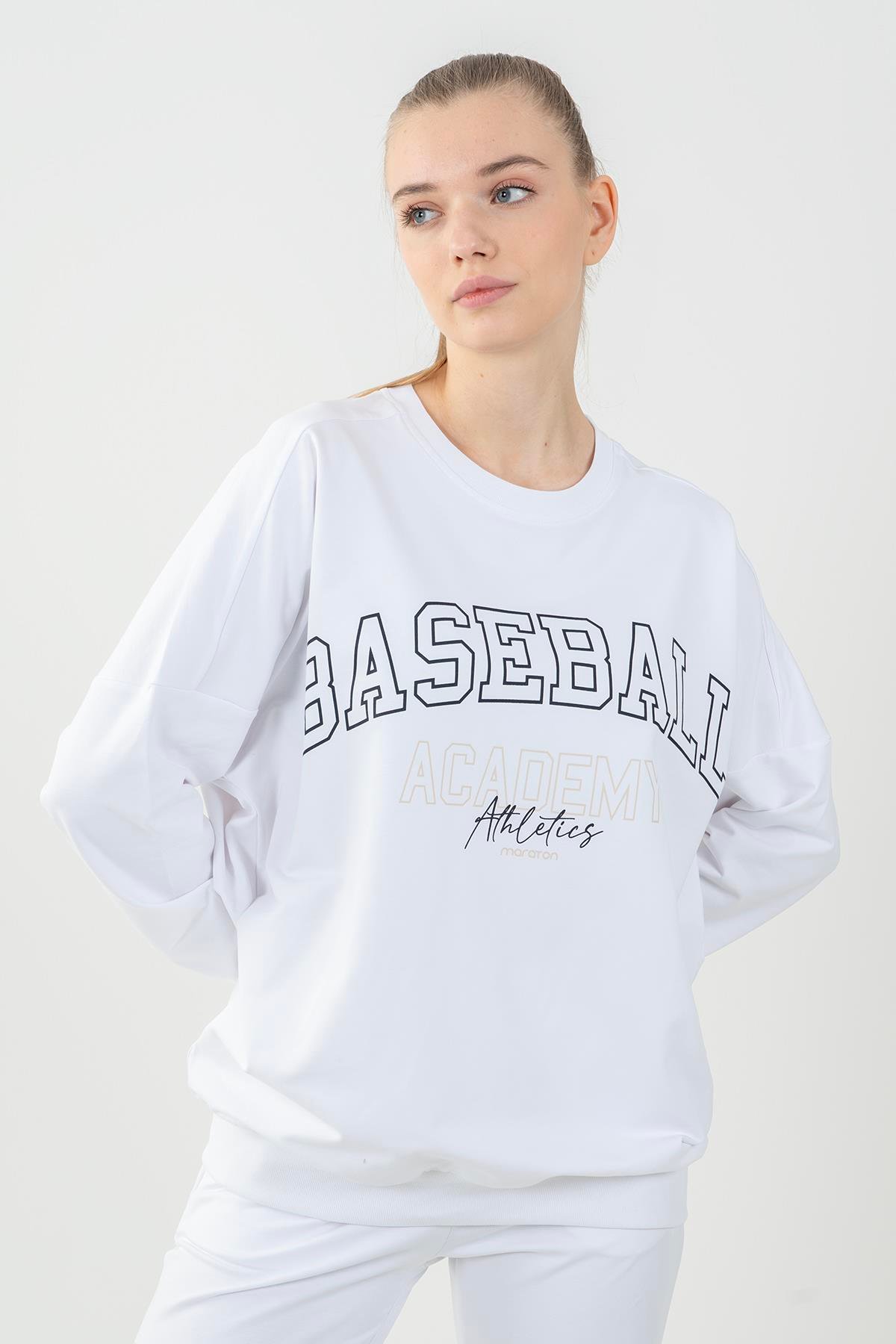 Maraton Sportswear Oversize Kadın Bisiklet Yaka  Uzun Kol Basic Sweatshirt 22185
