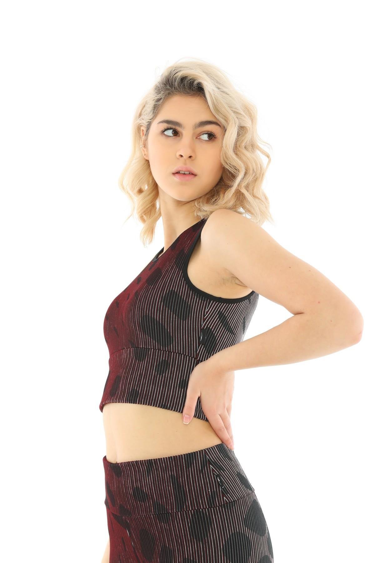 Maraton Sportswear SlimFit Kadın Bisiklet Yaka  Kolsuz Basic Kırmızı Bra 20490
