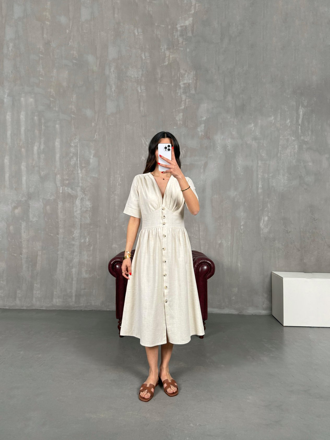 Taş V Yaka Düğmeli Keten Elbise Gaus00169GausDressesGU1001392