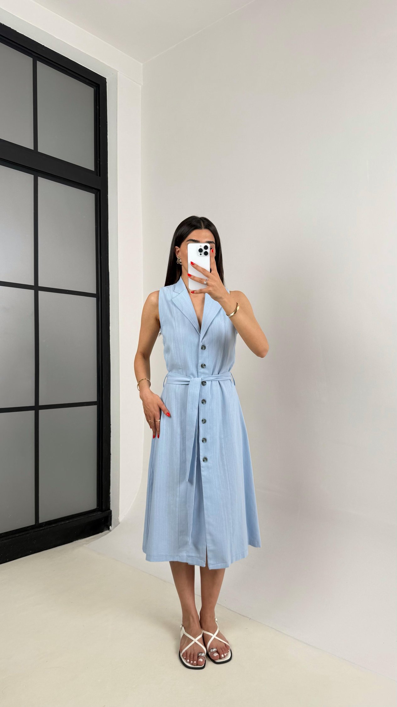 Mavi V Yaka Önü Düğmeli Kuşaklı Keten Elbise Gaus00461 GausDressesGU1002076