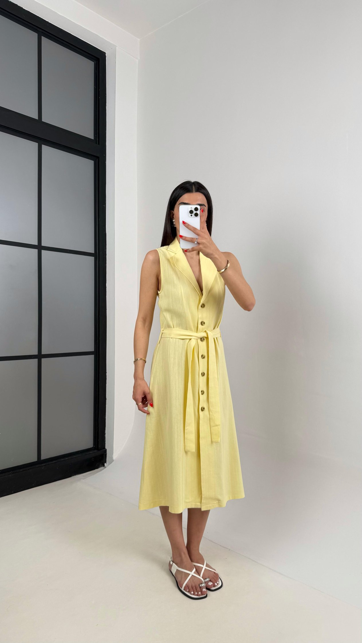 Sarı V Yaka Önü Düğmeli Kuşaklı Keten Elbise Gaus00461 GausDressesGU1002074