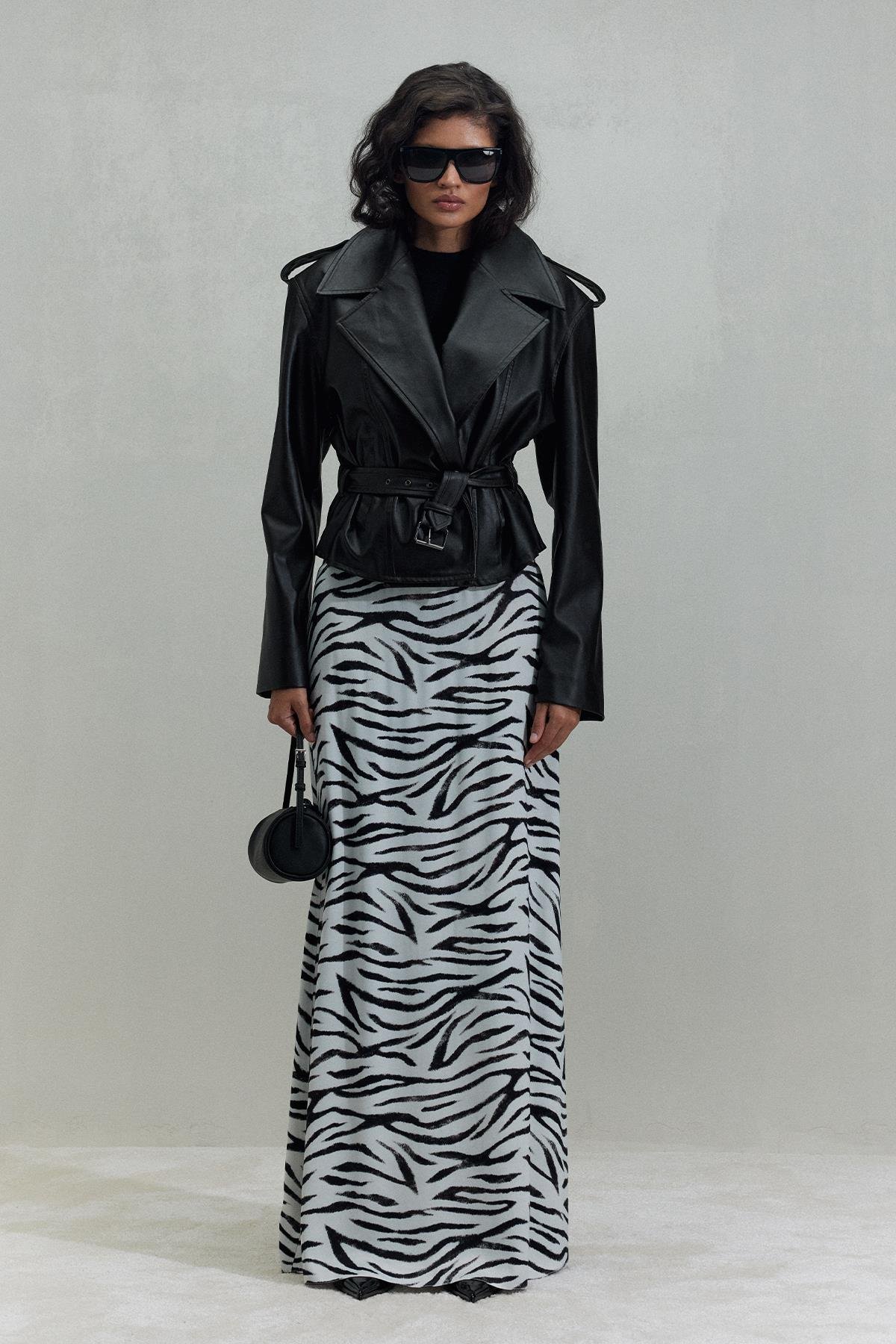 Beyaz Zebra Maxi Saten Etek
