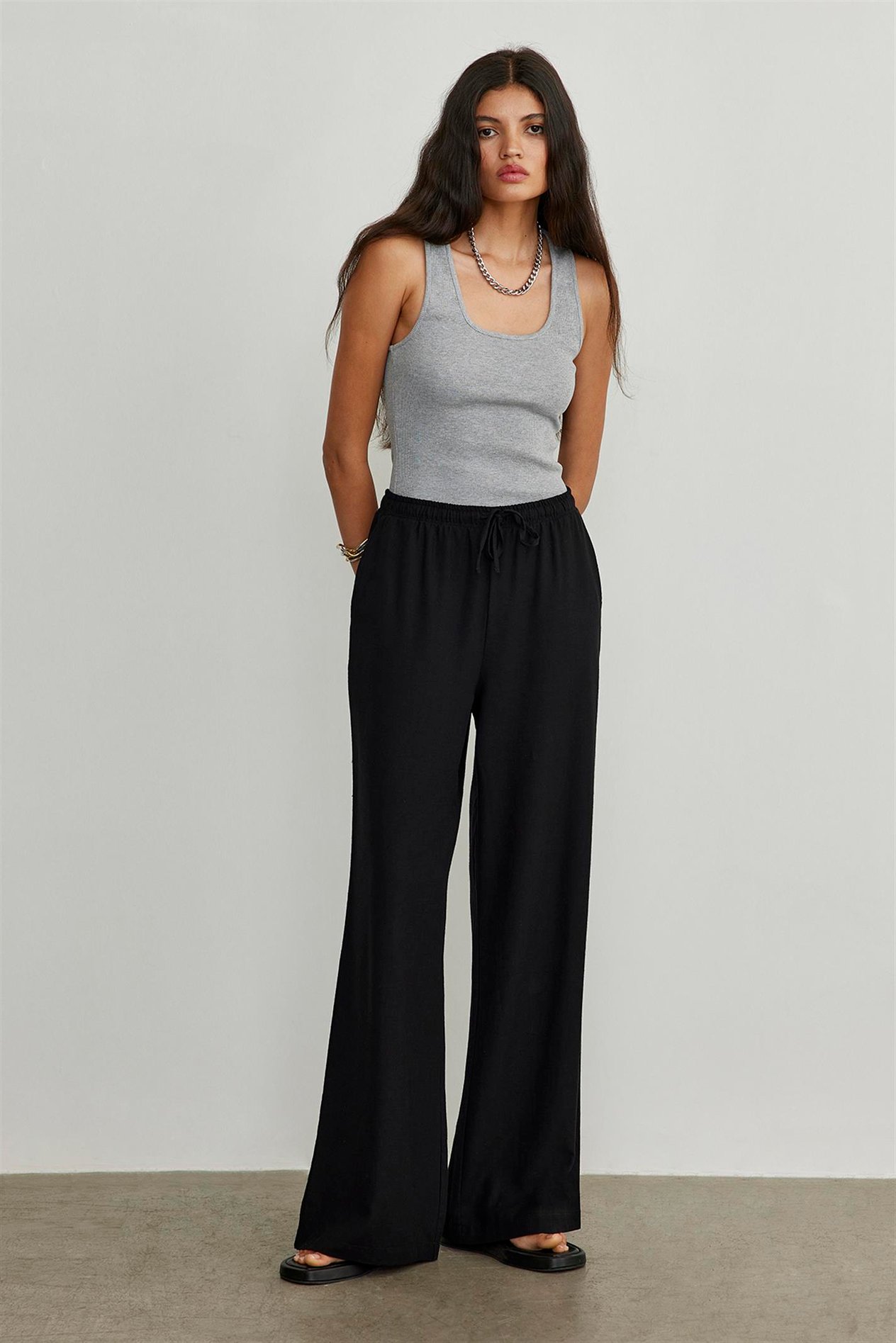 Grey Square-cut Neckles Mesh Top