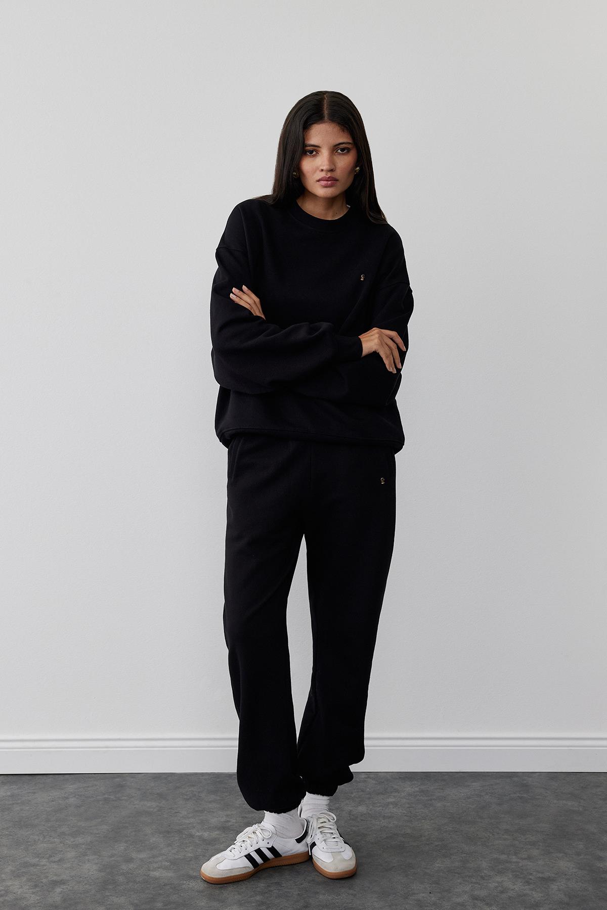Siyah Mindy Basic Sweatshirt