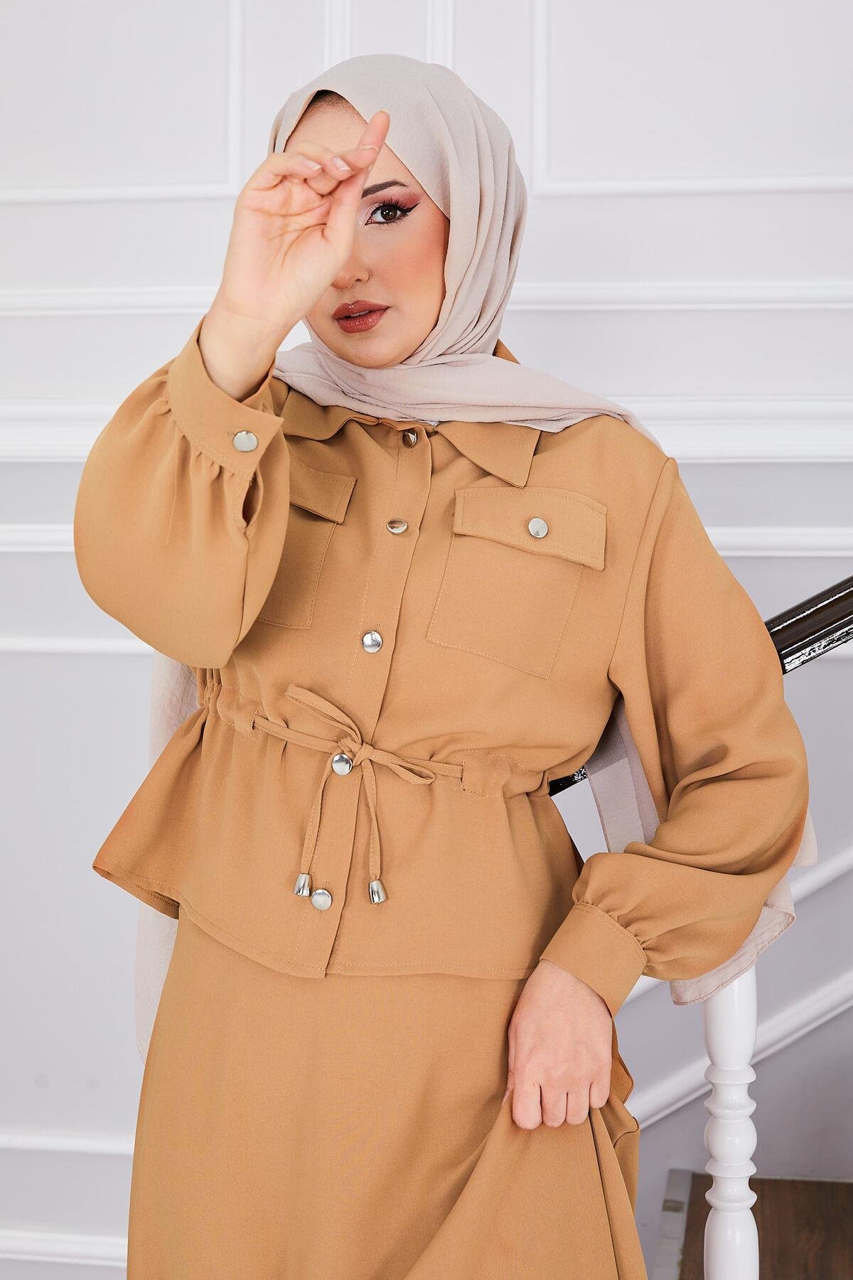 Beli Büzgülü Çift Cepli Etekli Takım Camel