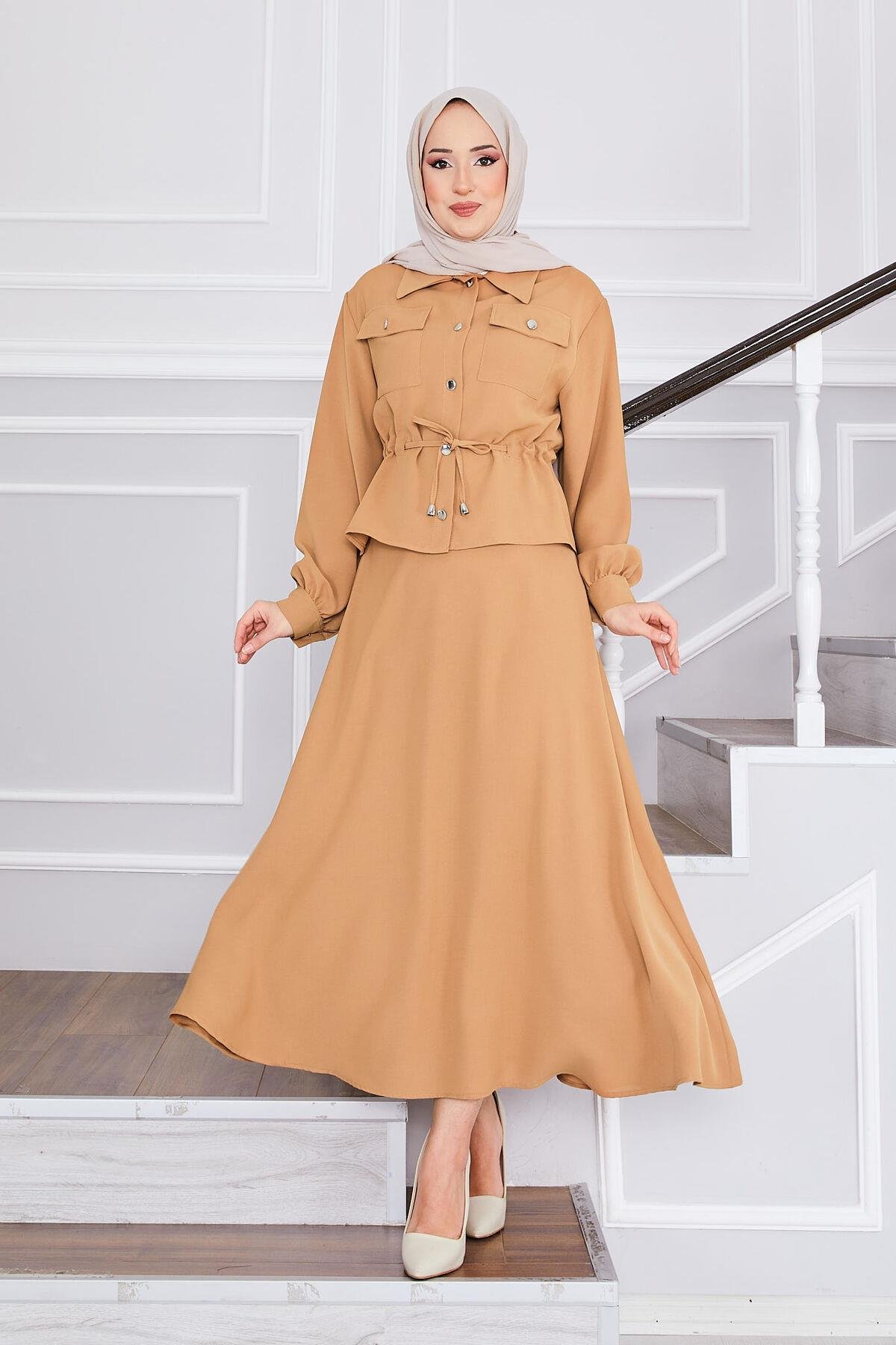 Beli Büzgülü Çift Cepli Etekli Takım Camel