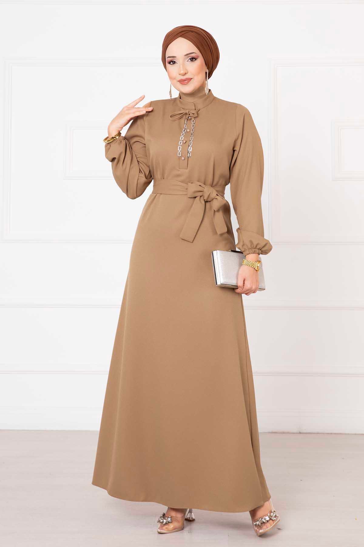 Düğme Detaylı Seyyar Kemerli Elbise Camel