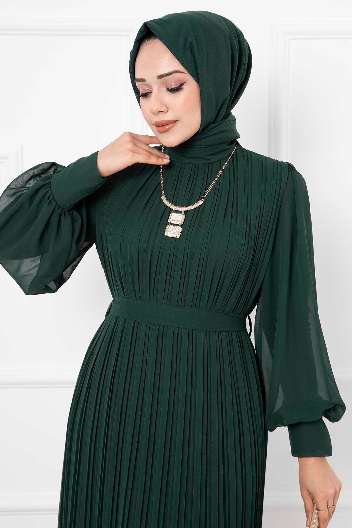 Kolları Organze Tesettür Abiye Zümrüt