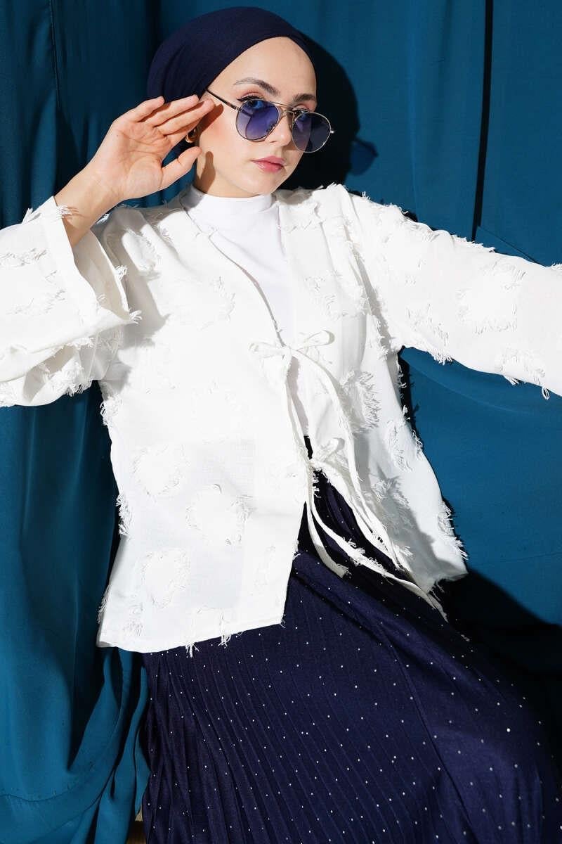 Püsküllü Bağlamalı Kimono Beyaz