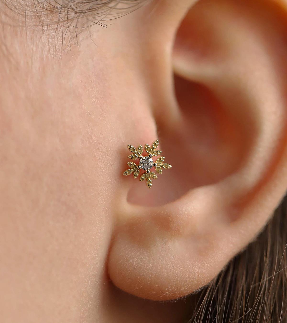 Kar Tanesi Piercing (Tragus)
