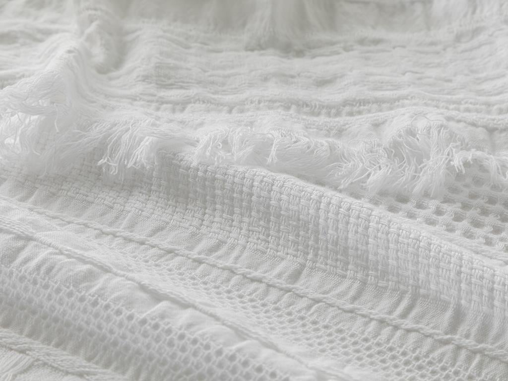 Jacquard Cotton King Size Bed Quilt Set 240x260 cm White