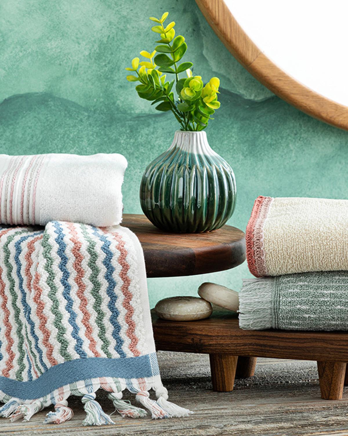 Hybrid Cottony fringed Hand Towel 30x40 cm Ecru-Green