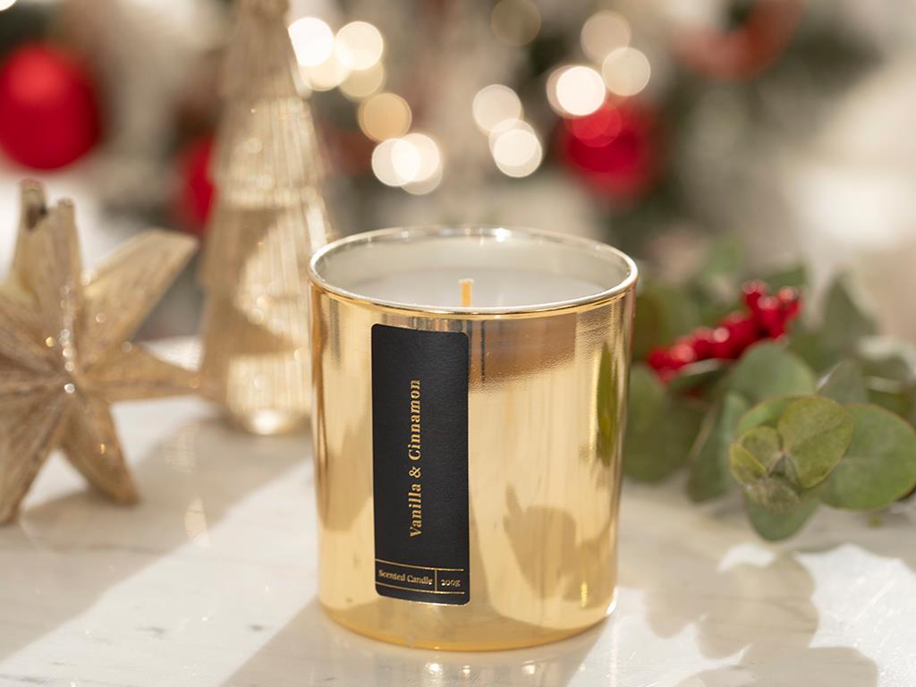 Vanilla & Cinnamon Scented Candle 210 gr Gold