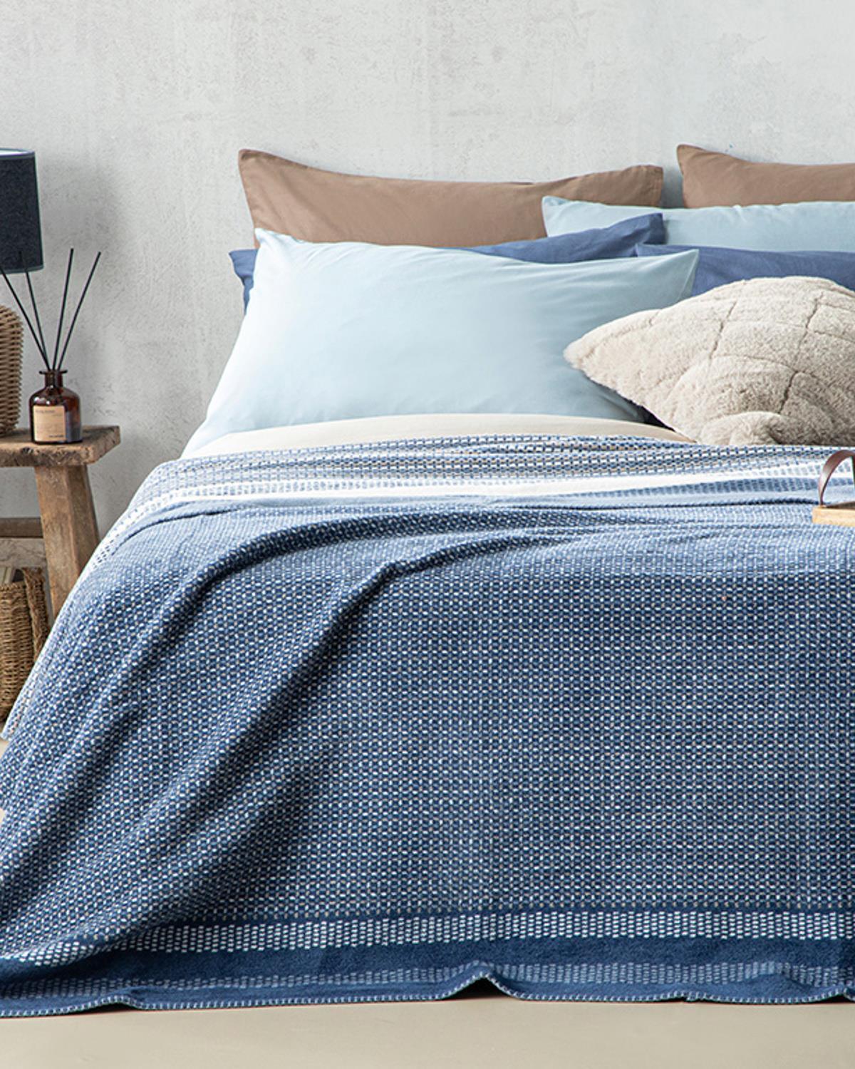 Blurred Dots Cotton King Size Blanket 220x240 cm Navy Blue