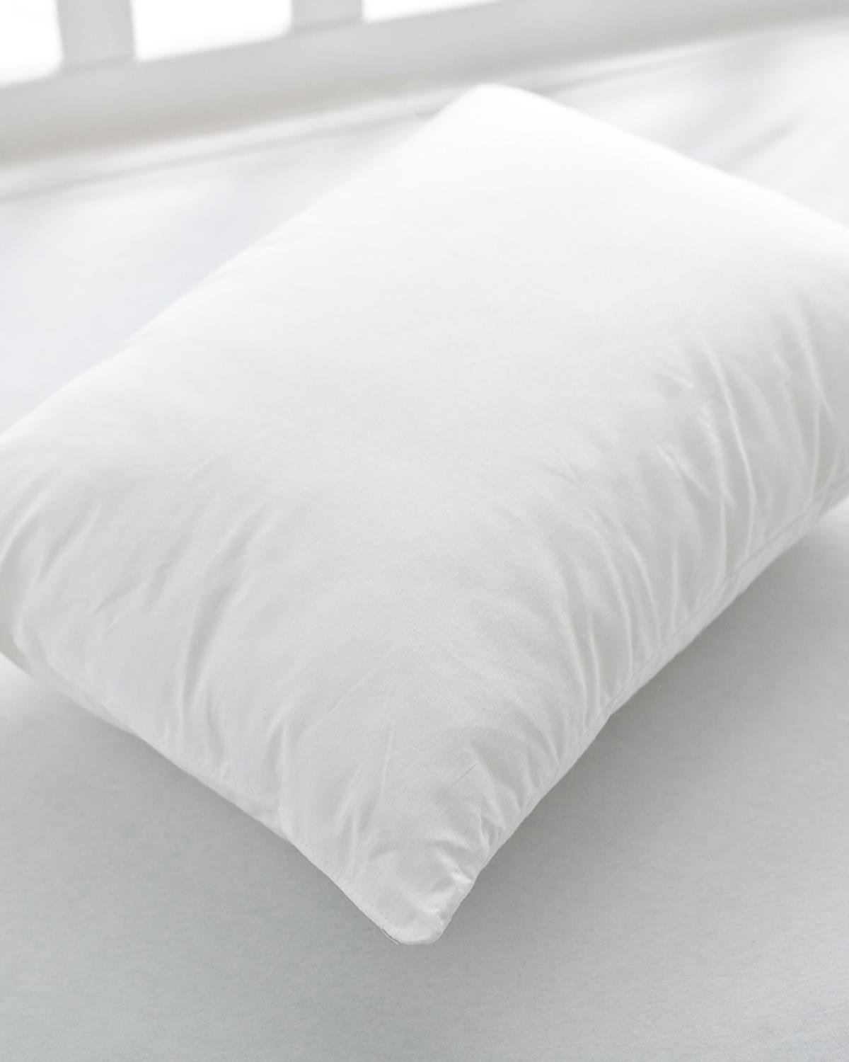 Basic Microfiber Pillow 50x70 cm Off White