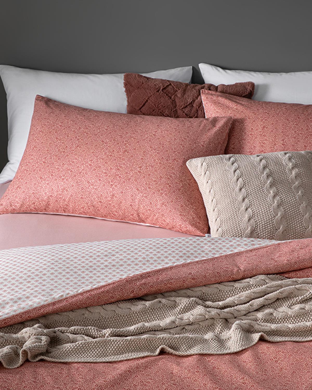 Daisy Bouquet Green Canton Crepe King Size Duvet Cover Set 240x220 cm Pink