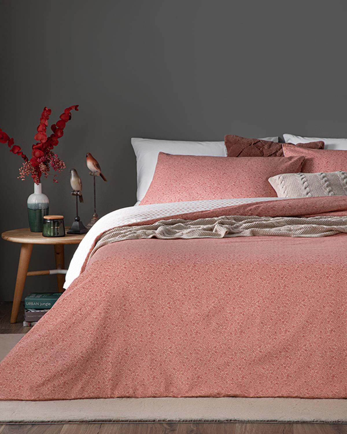 Daisy Bouquet Green Canton Crepe King Size Duvet Cover Set 240x220 cm Pink