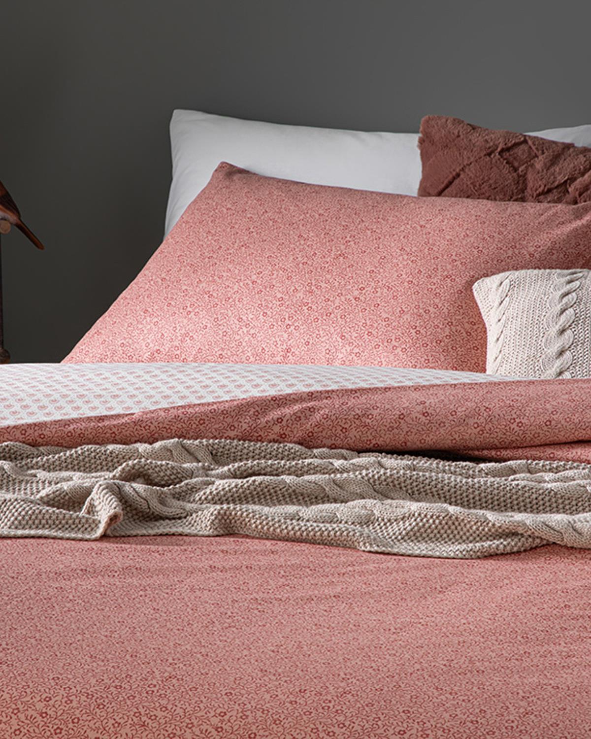 Daisy Bouquet Green Canton Crepe King Size Duvet Cover Set 240x220 cm Pink