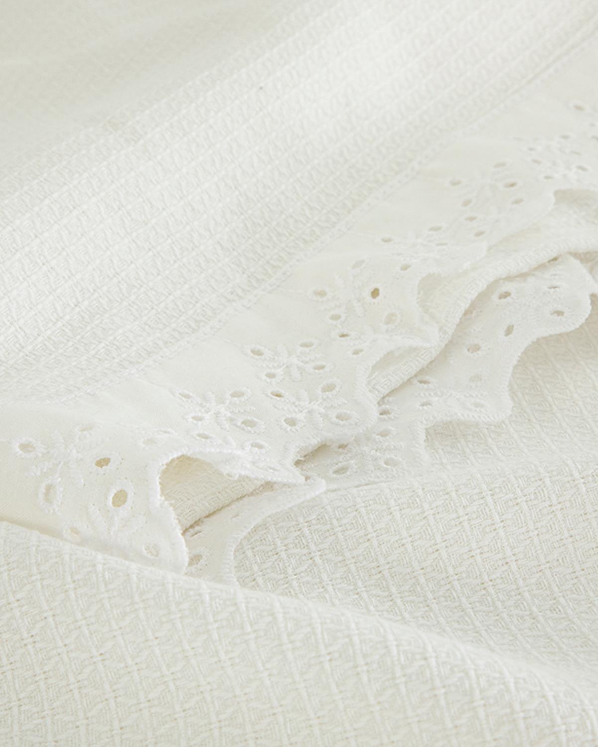 Elegancy Scalloped For One Person Summer Blanket 150x220 cm White