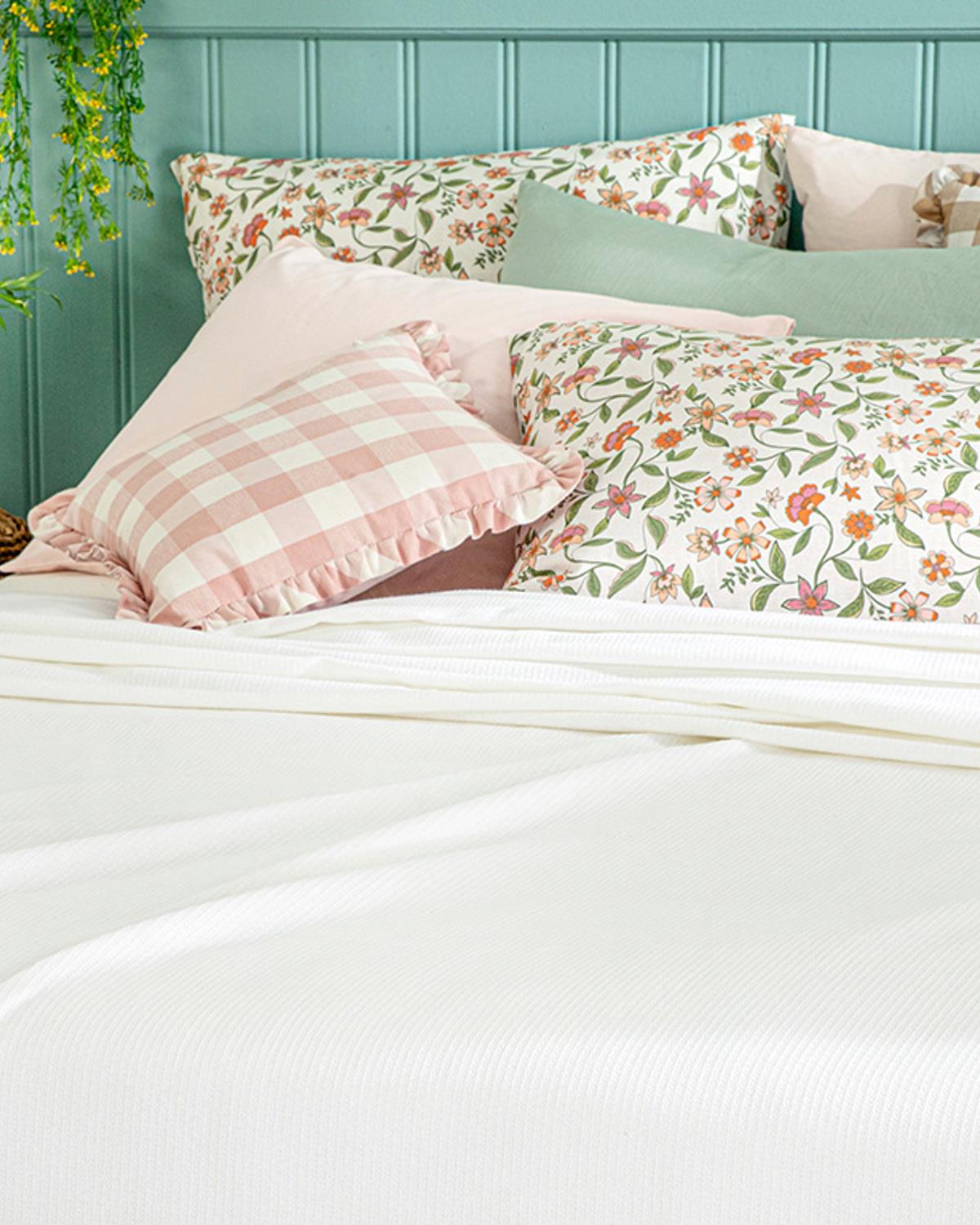 Elegancy Scalloped For One Person Summer Blanket 150x220 cm White