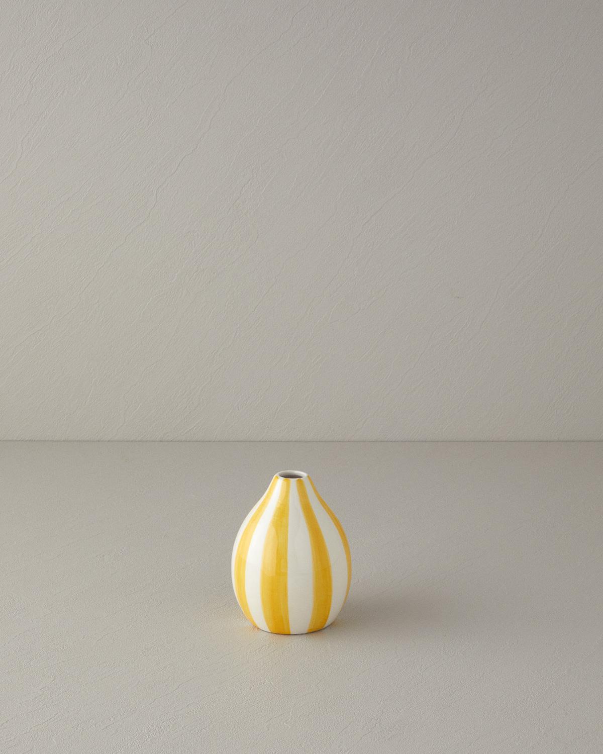 Exotic Strip ВАЗА Керамичен 10x10x12 cm Yellow.